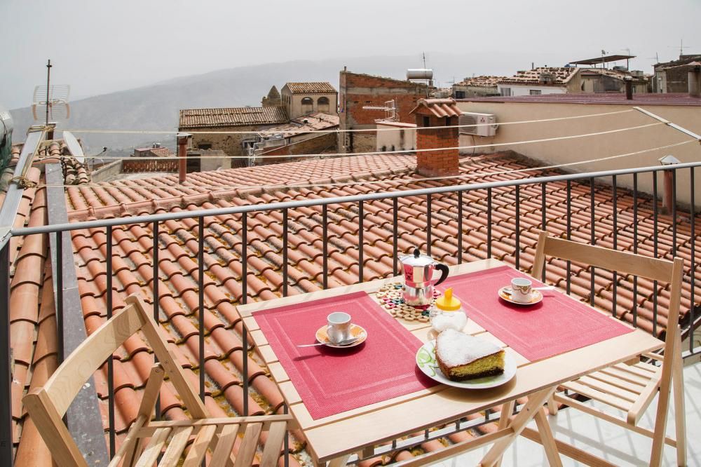 Photo of Patio Balcony in Tusa