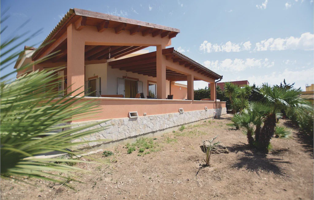Photo of Buildings in Ribera