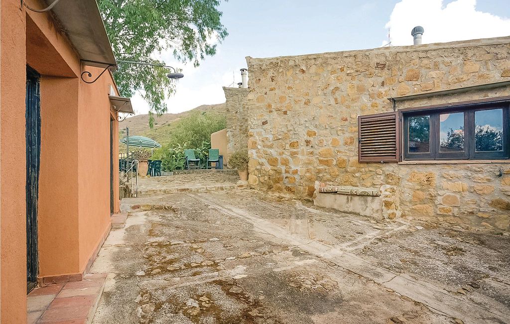 Photo of Buildings in Caccamo