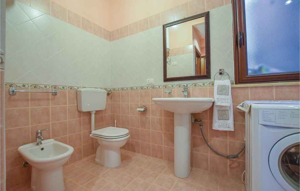 Photo of Bathroom in Torre Colonna-sperone