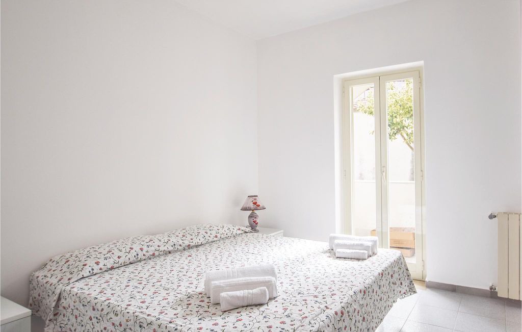 Photo of Bedroom in Tortora Marina
