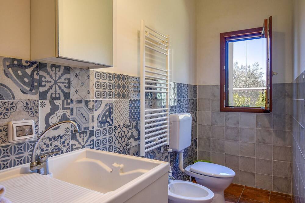 Photo of Bathroom in Licodia Eubea