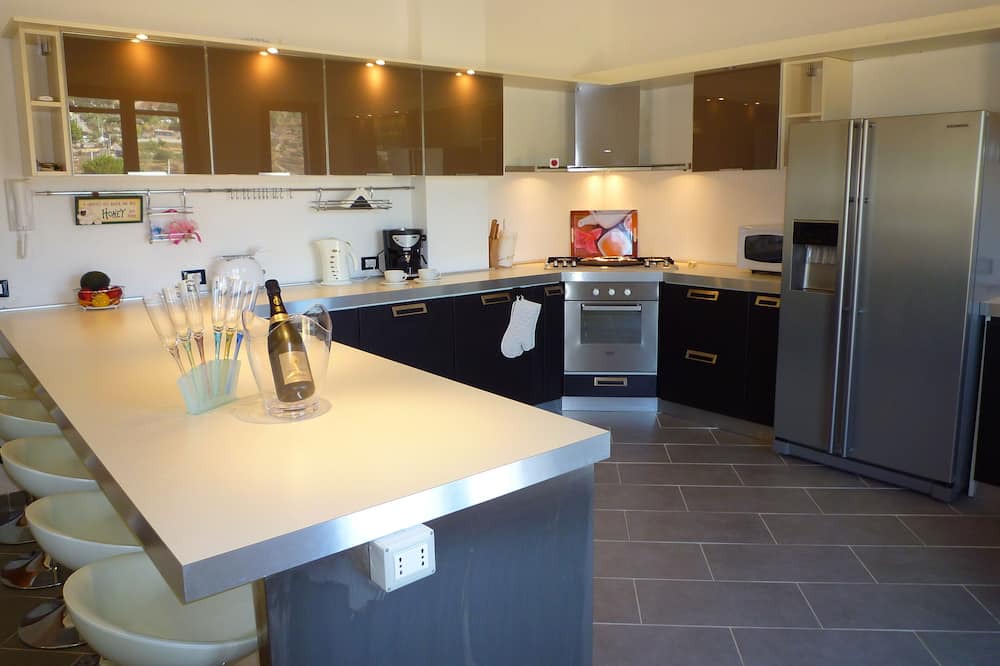 Photo of Kitchen in Misilmeri