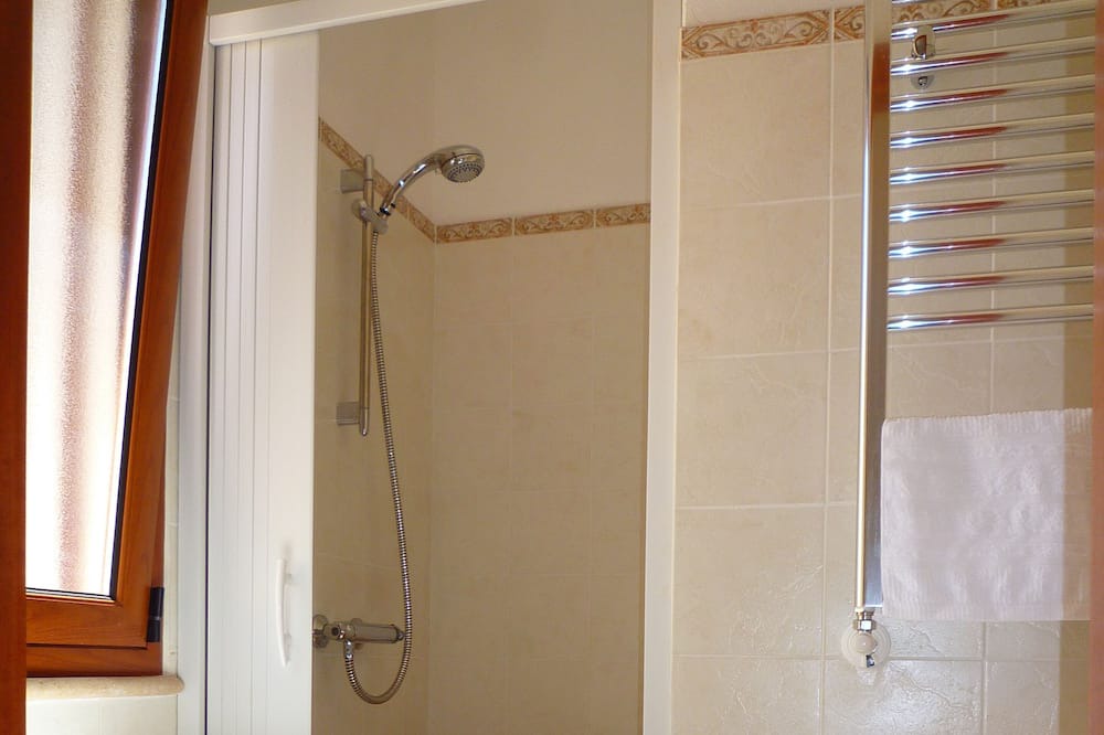 Photo of Bathroom in Misilmeri