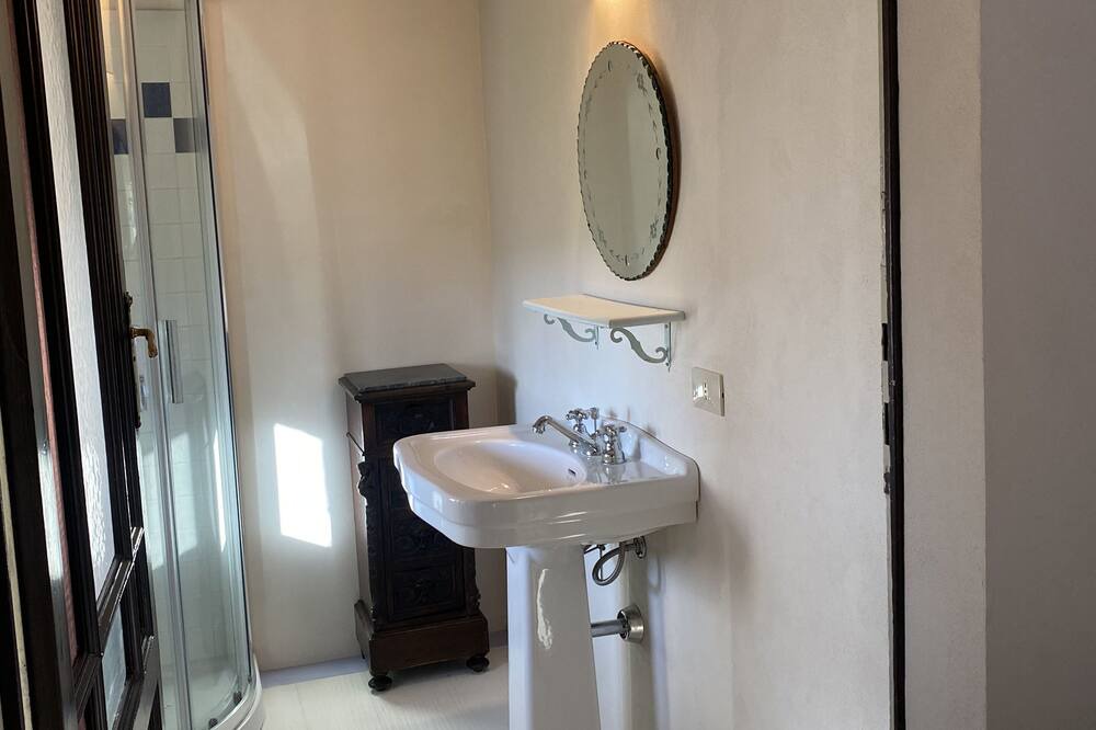 Photo of Bathroom in Vittoria