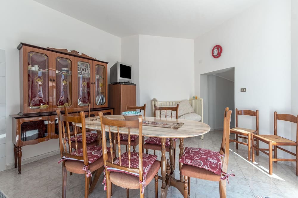 Photo of Livingroom in Mirto