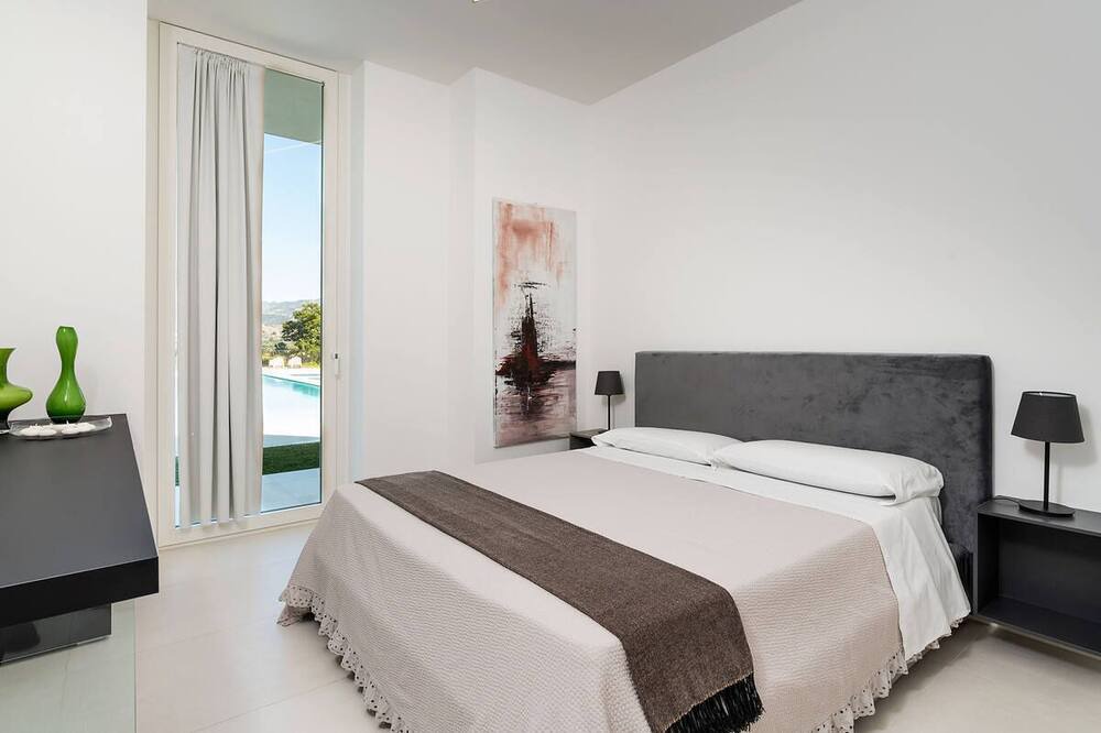 Photo of Bedroom in Calatabiano