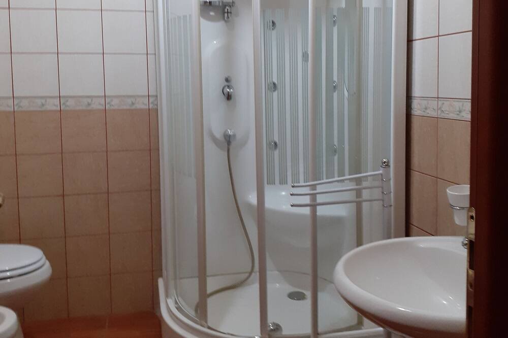 Photo of Bathroom in Favara