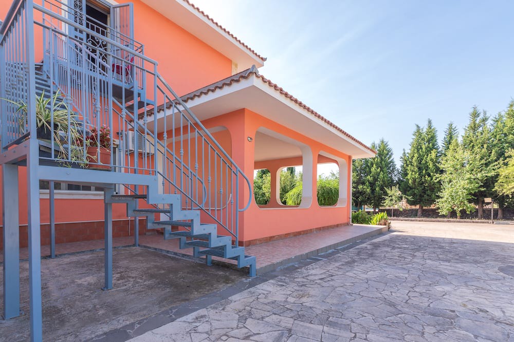 Photo of Outdoor in Melilli