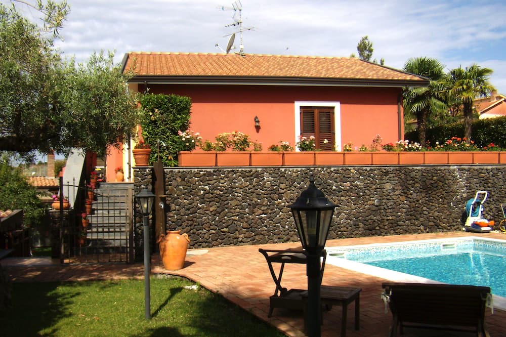 Photo of Outdoor in Pedara