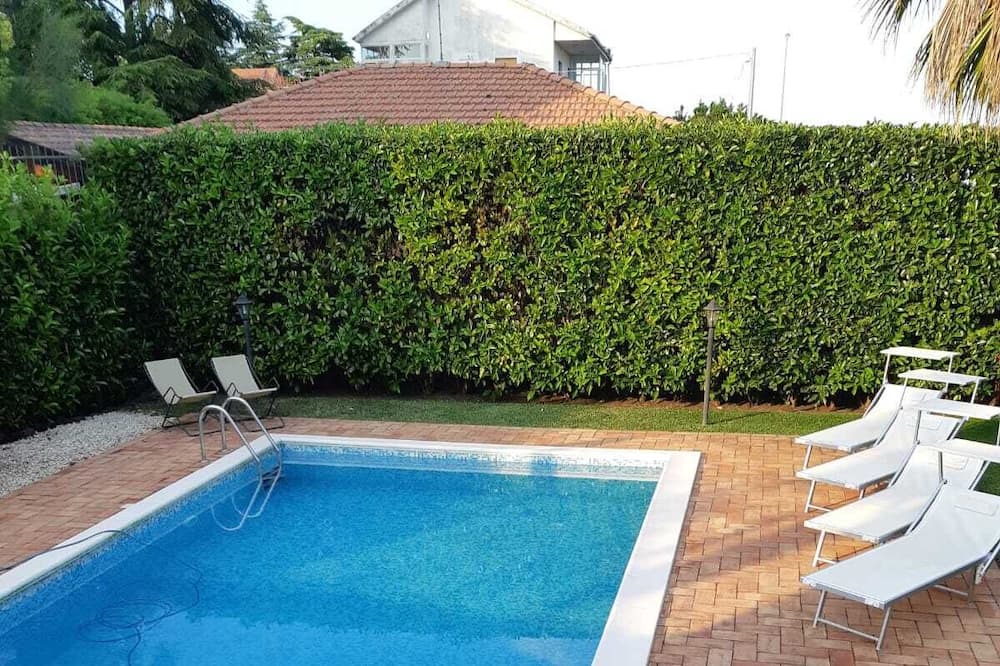Photo of Outdoor in Pedara