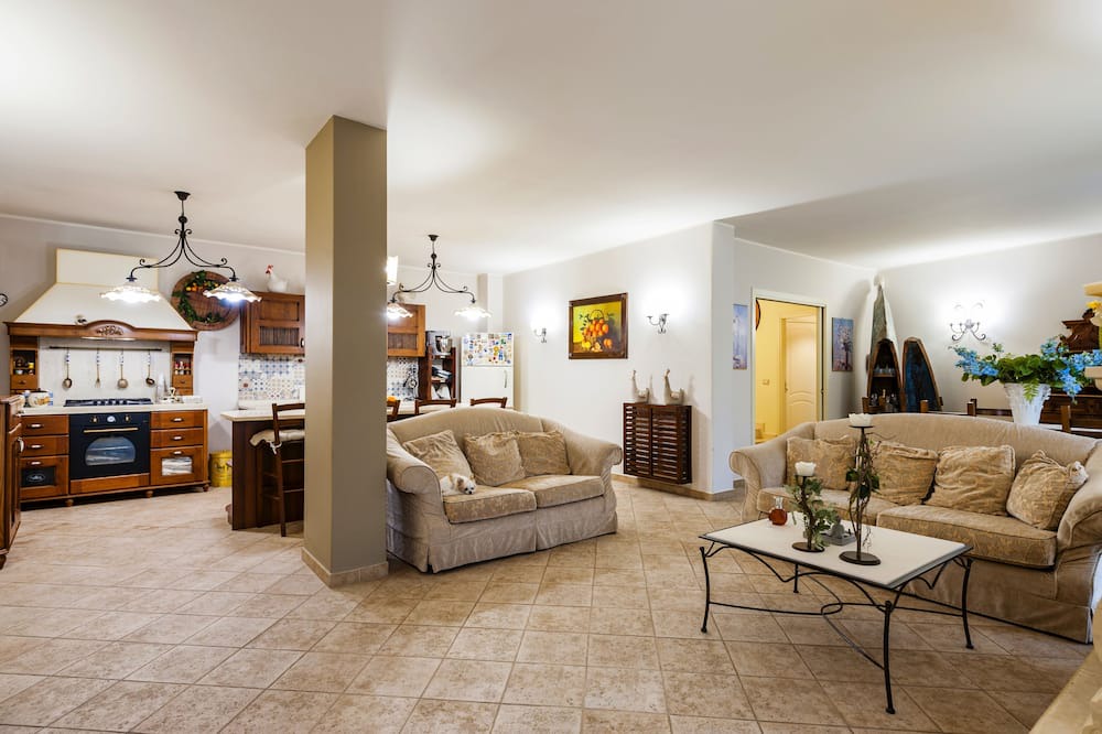 Photo of Livingroom in Pedara