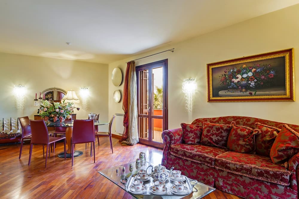 Photo of Livingroom in Pedara