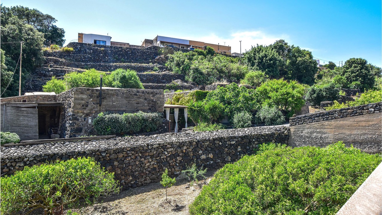 Photo of Outdoor in Kamma