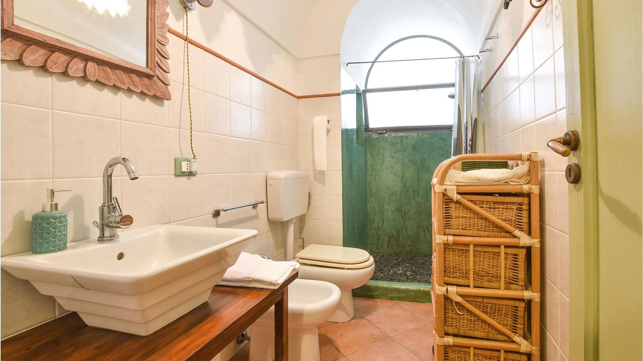 Photo of Bathroom in Kamma