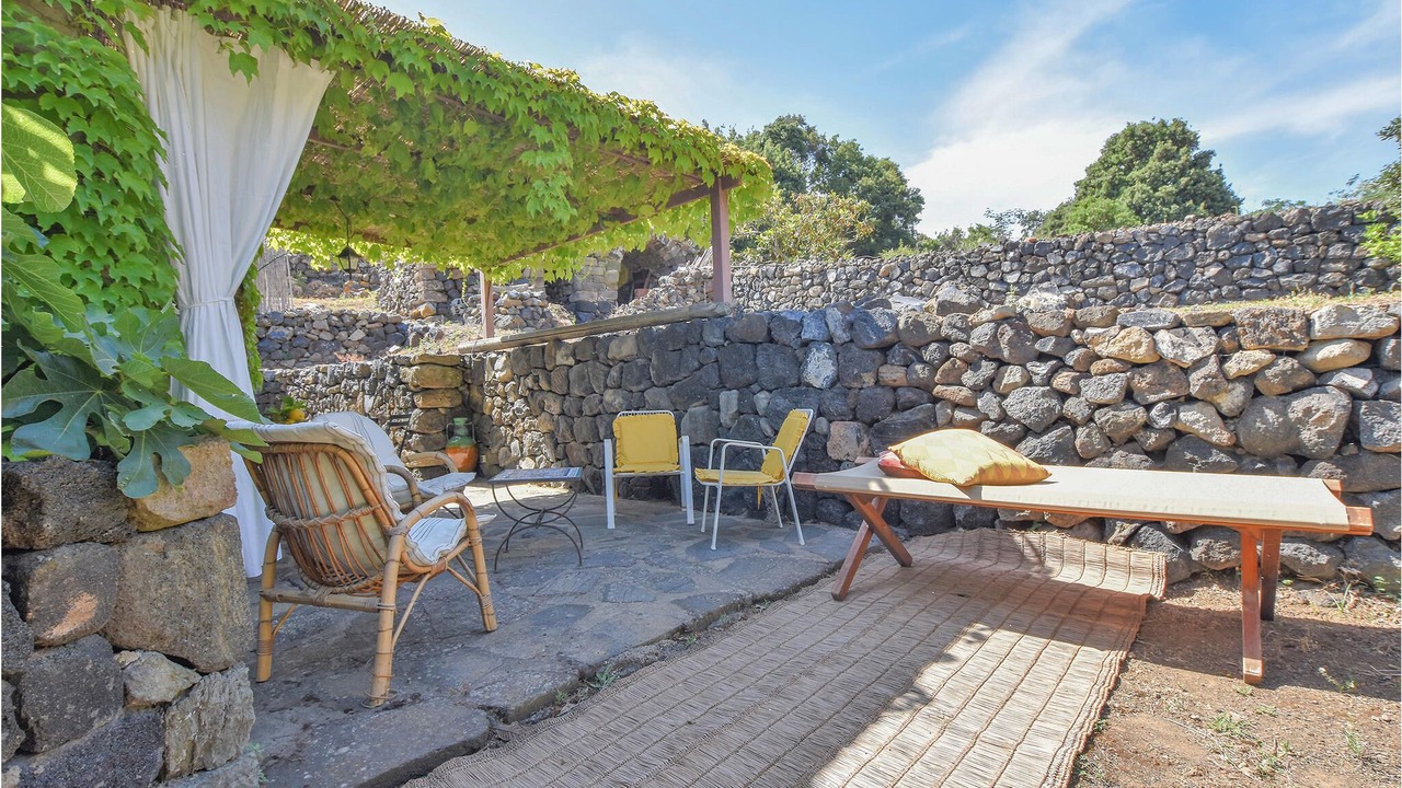 Photo of Patio Balcony in Kamma