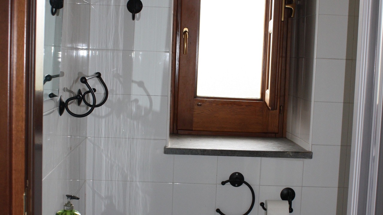 Photo of Bathroom in Passopisciaro