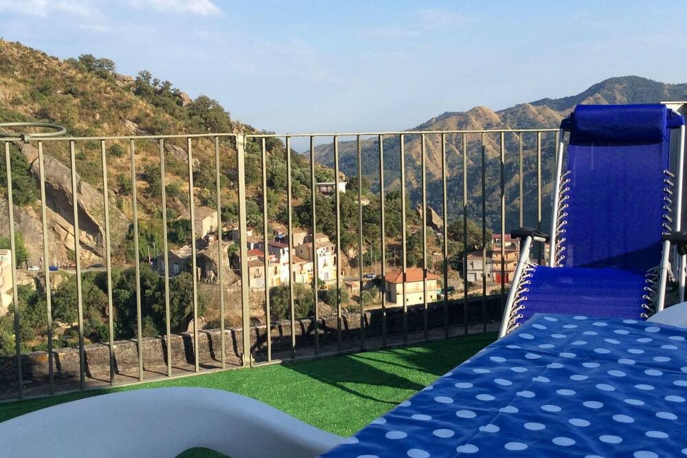 Photo of Outdoor in Motta Camastra