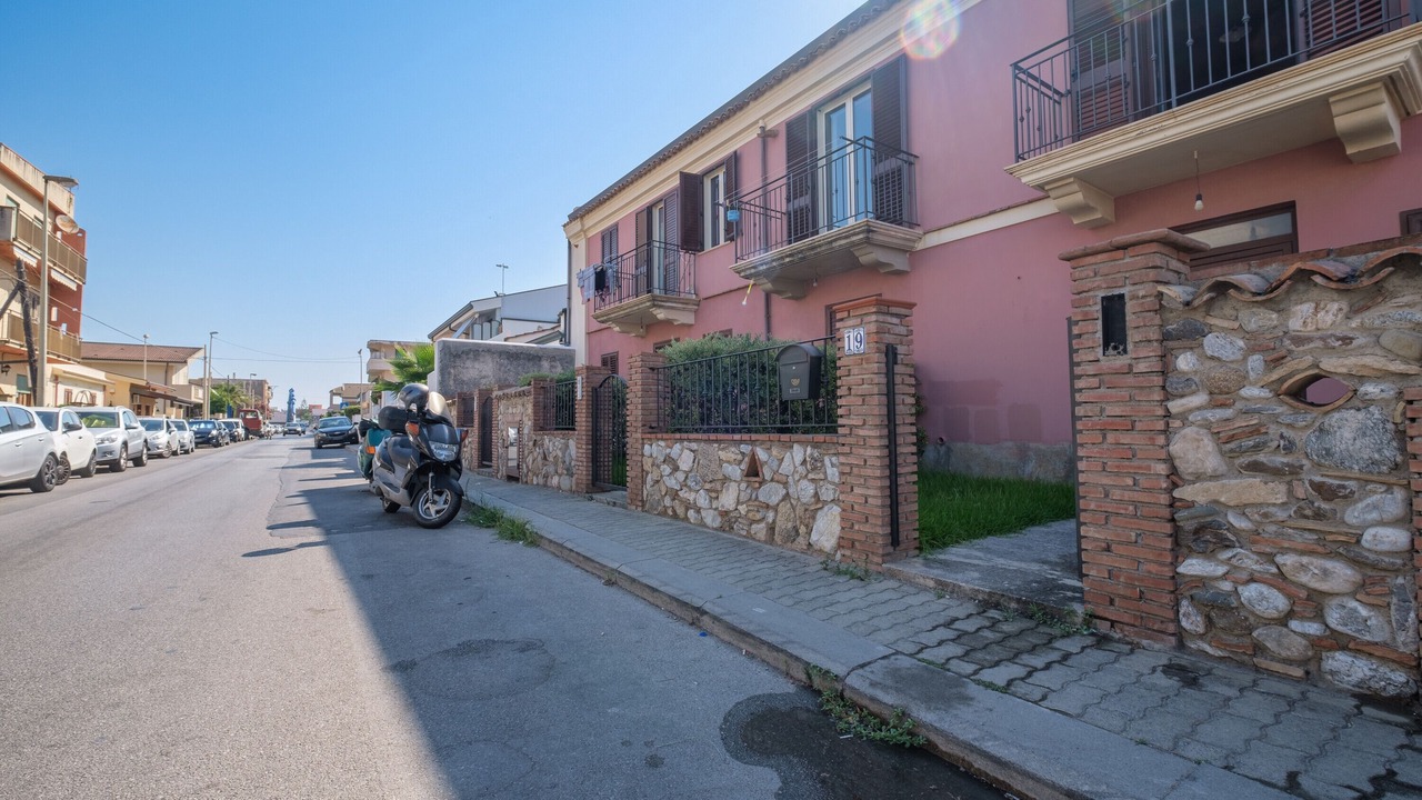 Photo of Outdoor in Barcellona Pozzo di Gotto