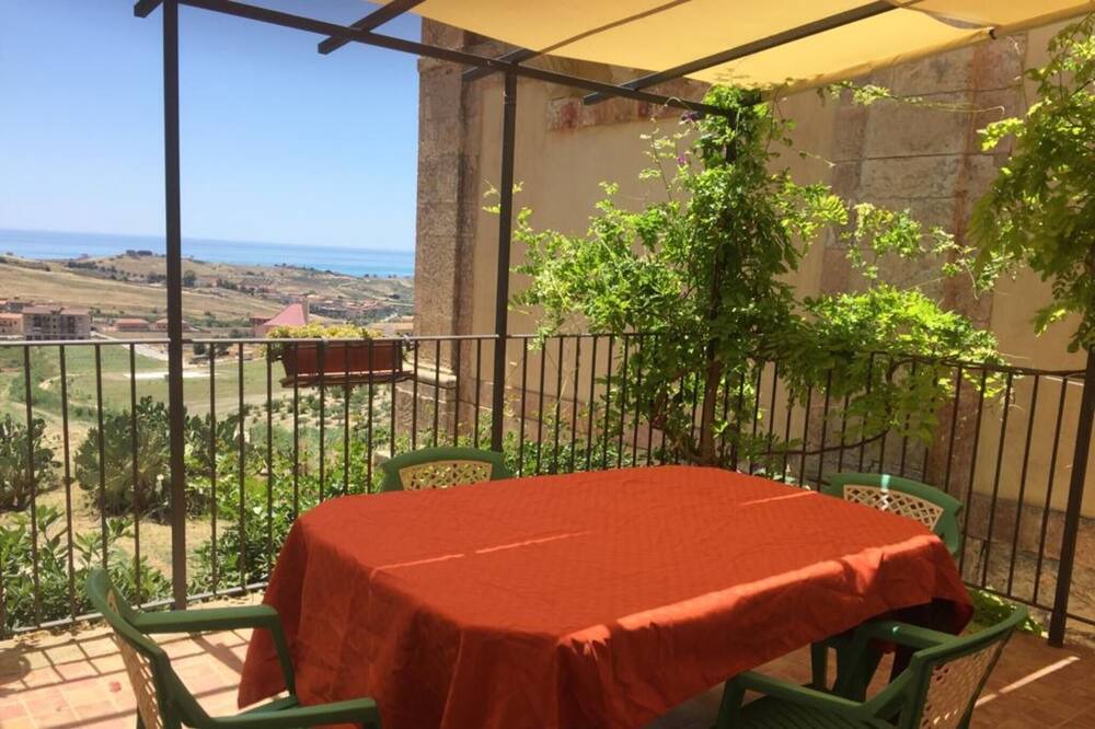 Photo of Patio Balcony in Siculiana