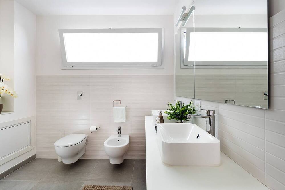 Photo of Bathroom in Marsala