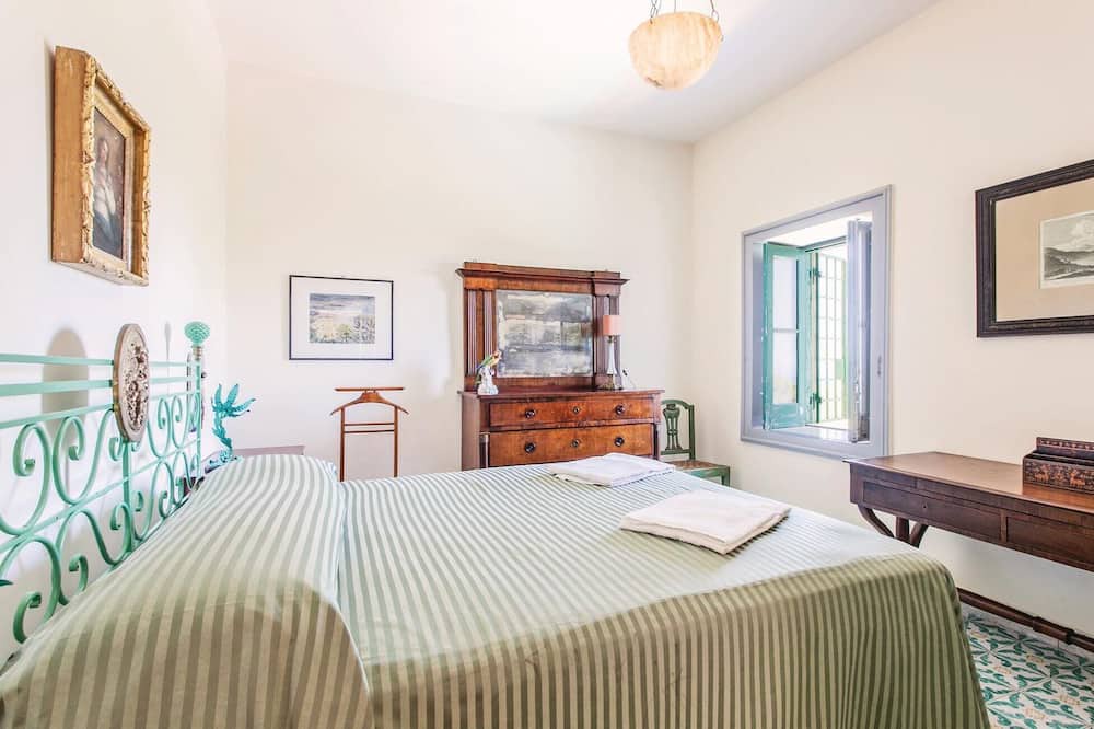 Photo of Bedroom in Venetico