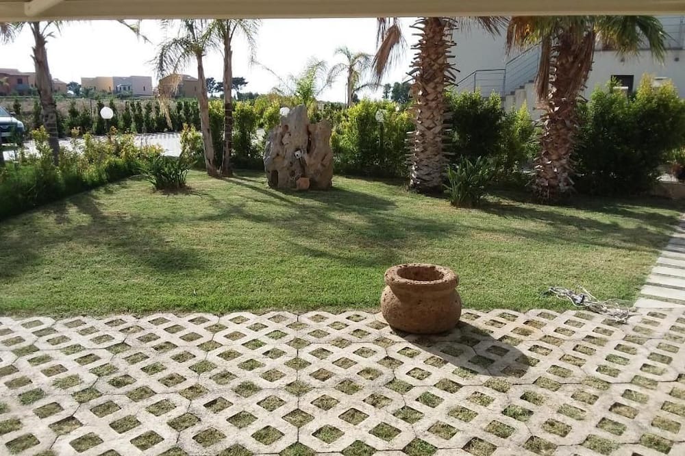 Photo of Outdoor in Campofelice di Roccella