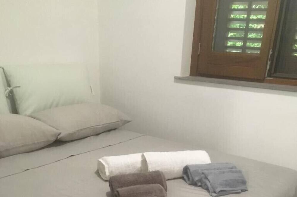 Photo of Bedroom in Campofelice di Roccella