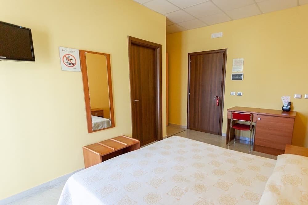 Photo of Bedroom in Catenanuova