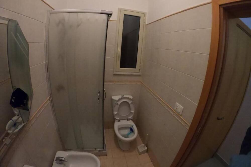Photo of Bathroom in Biancavilla