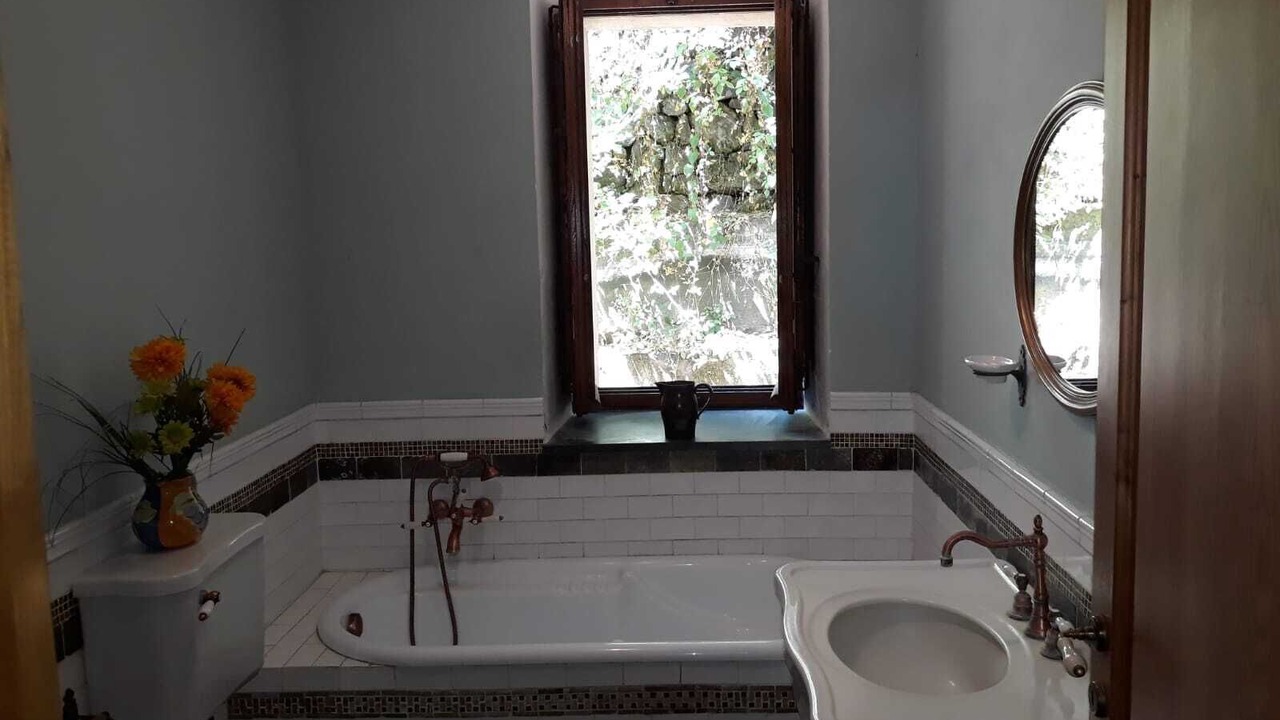 Photo of Bathroom in Presa