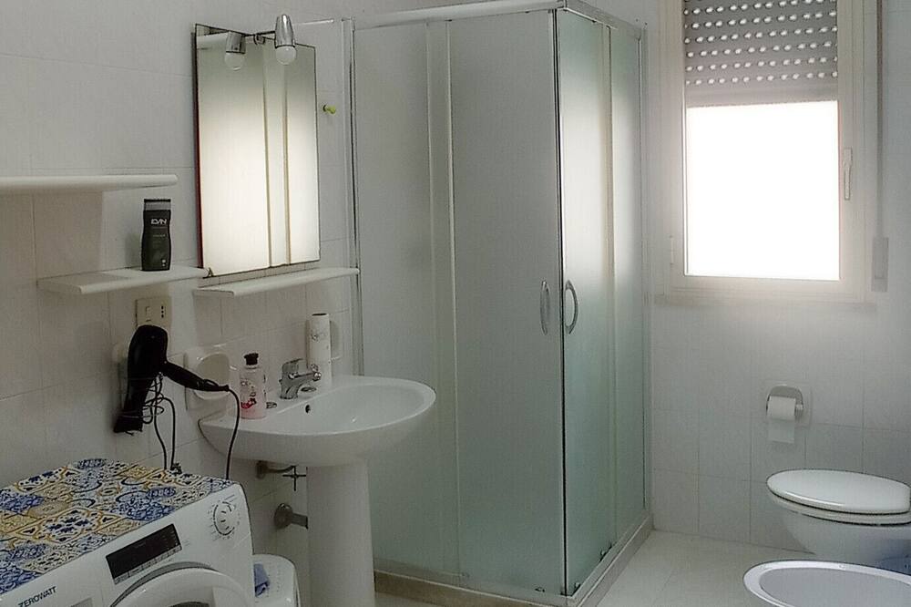Photo of Bathroom in San Lorenzo