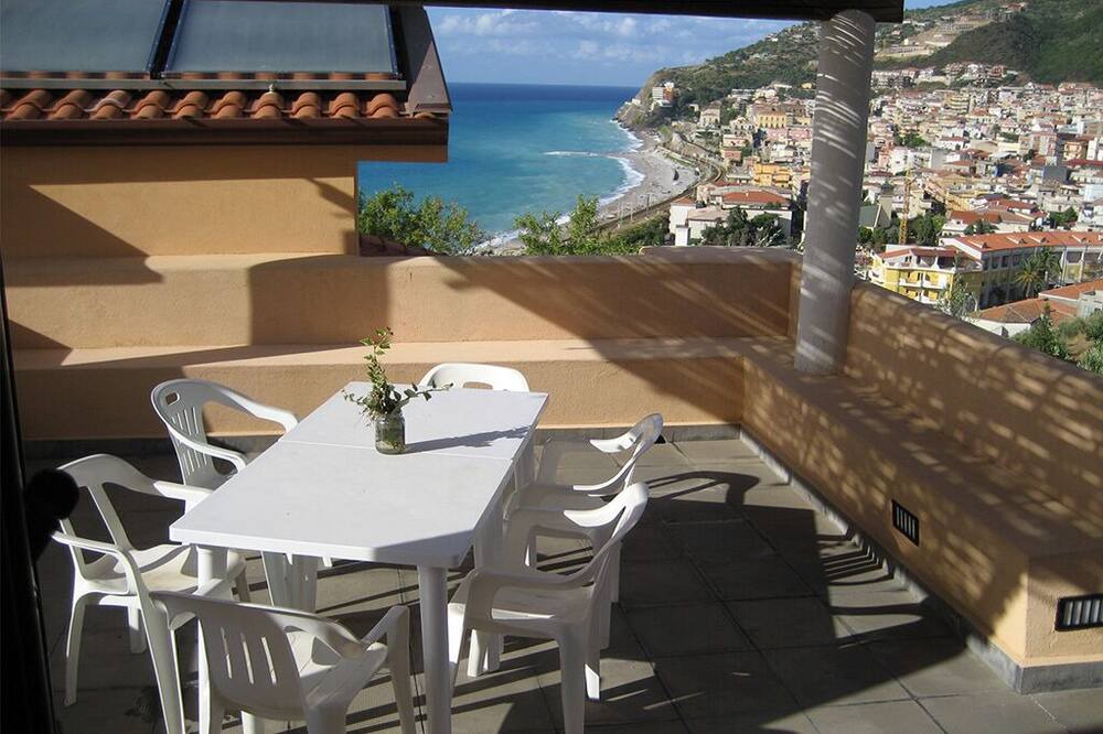 Photo of Patio Balcony in Piraino