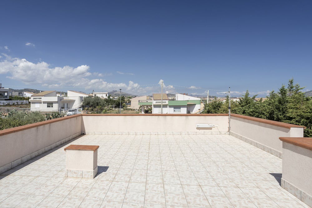 Photo of Patio Balcony in Torre Colonna-sperone