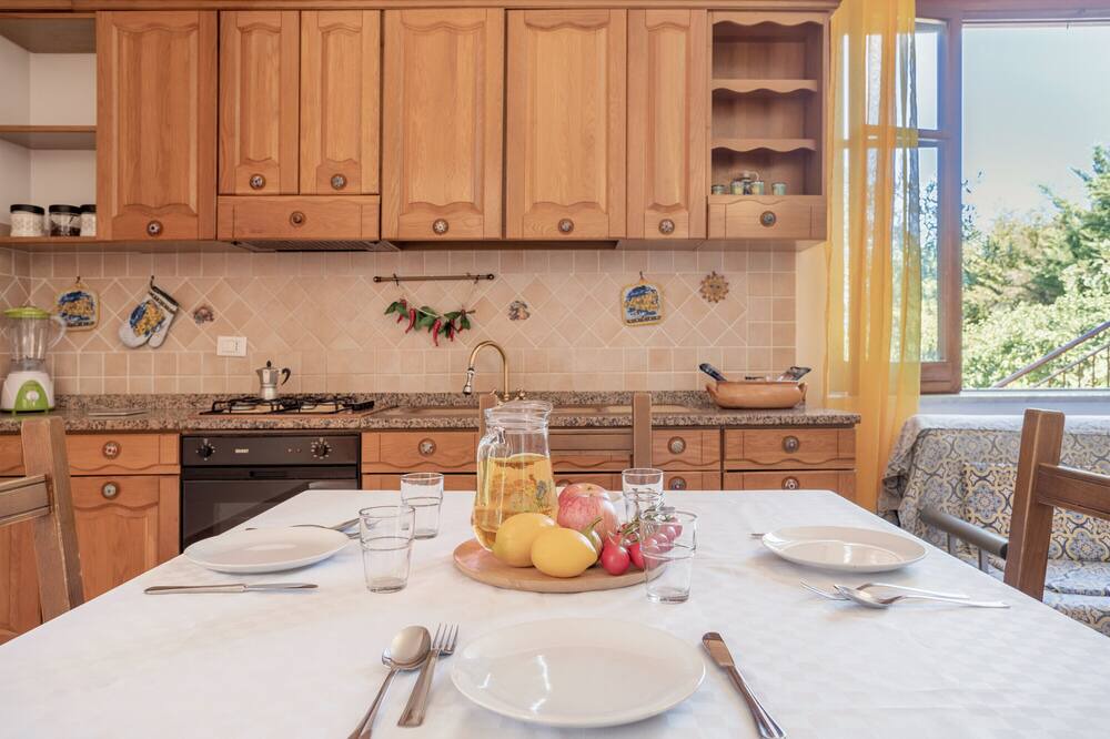 Photo of Kitchen in Torre Colonna-sperone