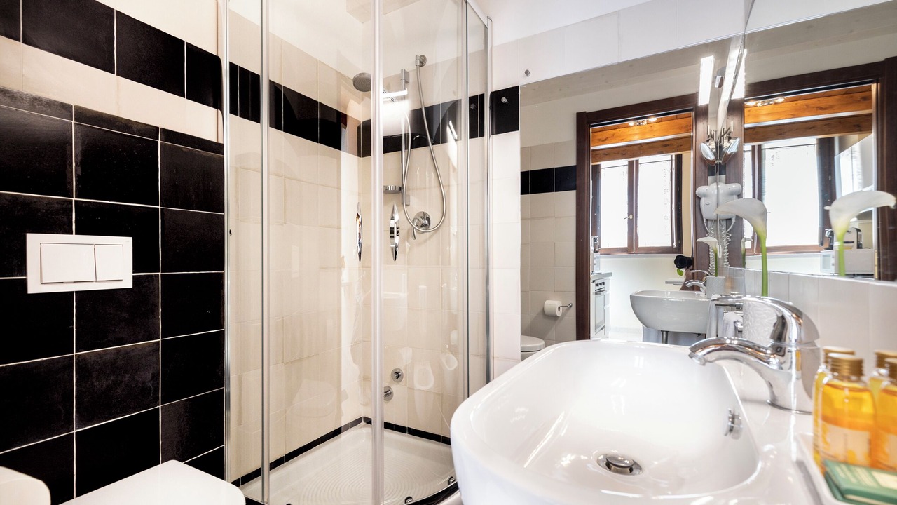 Photo of Bathroom in Pachino