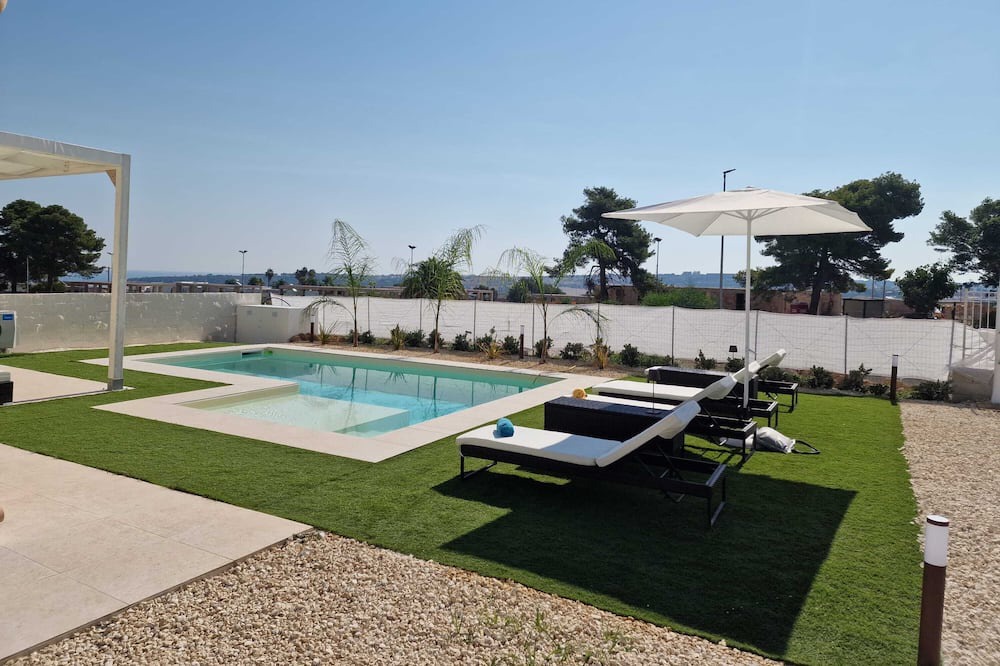 Photo of Outdoor in Brucoli