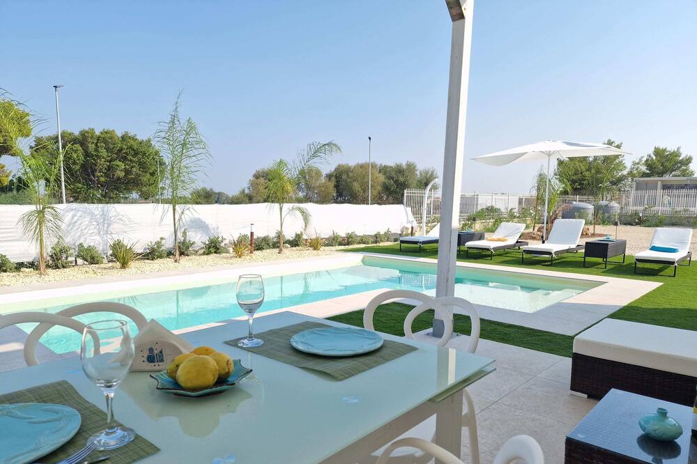 Photo of Outdoor in Brucoli