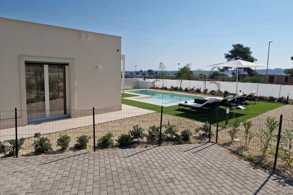 Photo of Outdoor in Brucoli