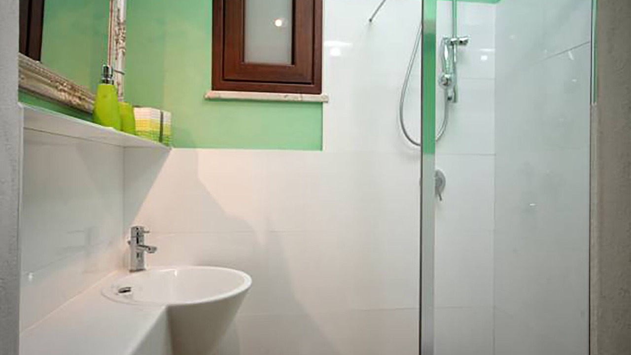 Photo of Bathroom in Trapani City Centre