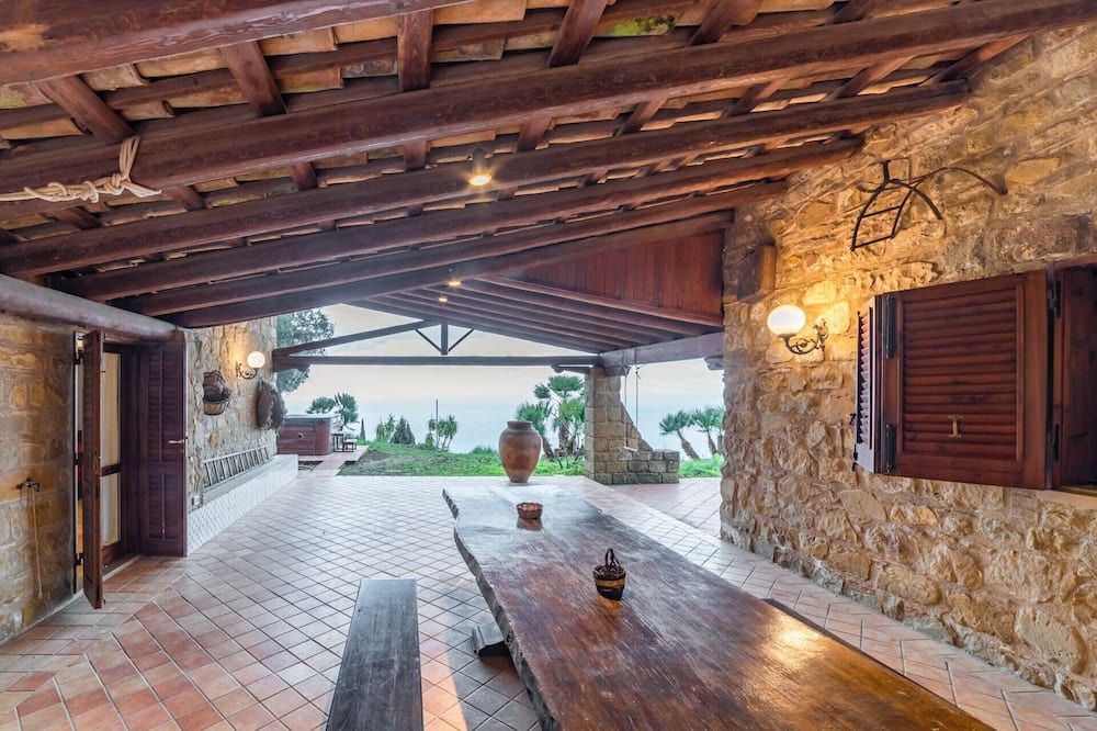 Photo of Outdoor in Reitano