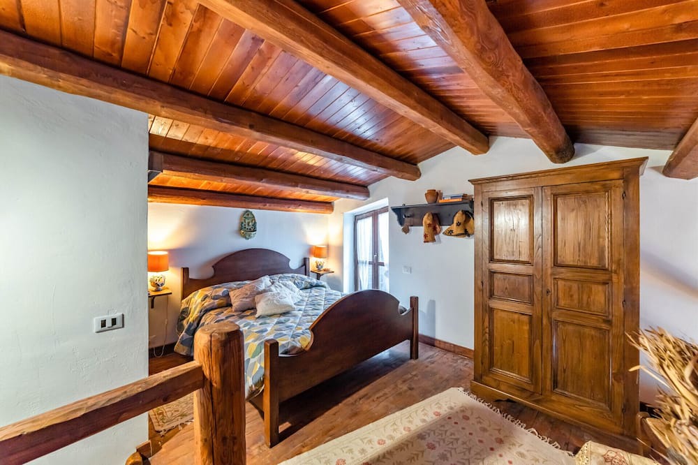 Photo of Bedroom in Reitano