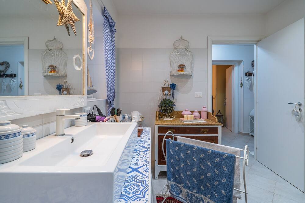 Photo of Bathroom in Lentini