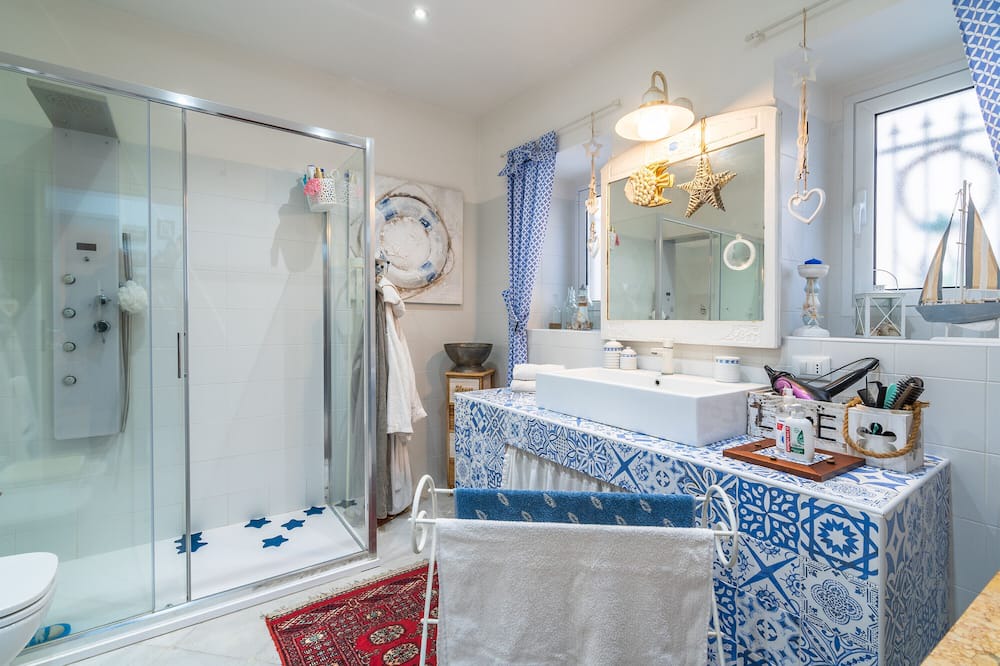 Photo of Bathroom in Lentini