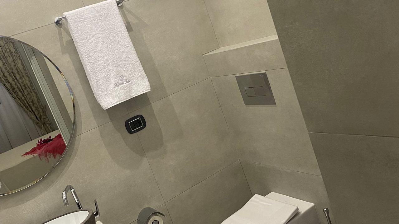 Photo of Bathroom in Lipari Historic Centre