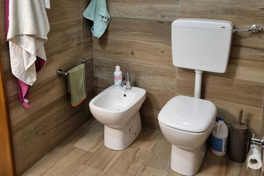 Photo of Bathroom in Gallina