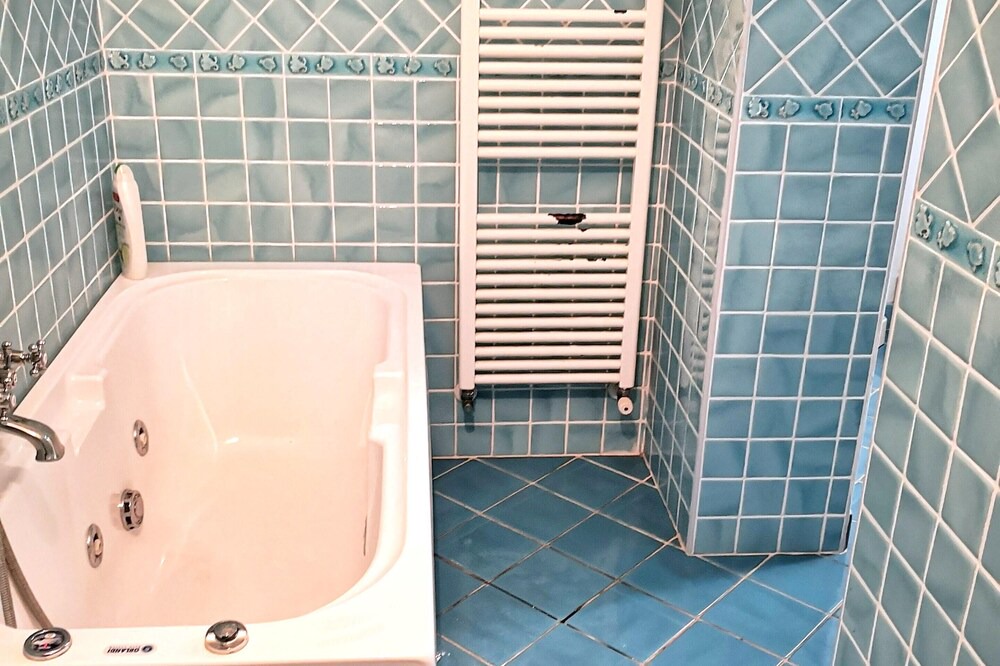 Photo of Bathroom in Latina Lido