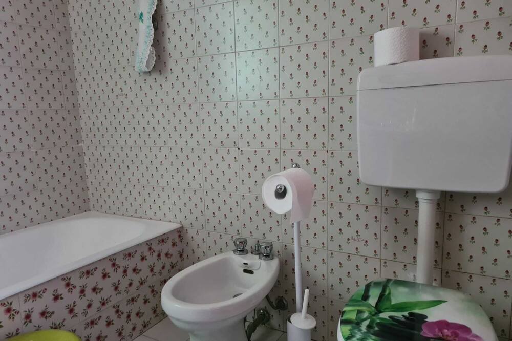 Photo of Bathroom in Pianoconte