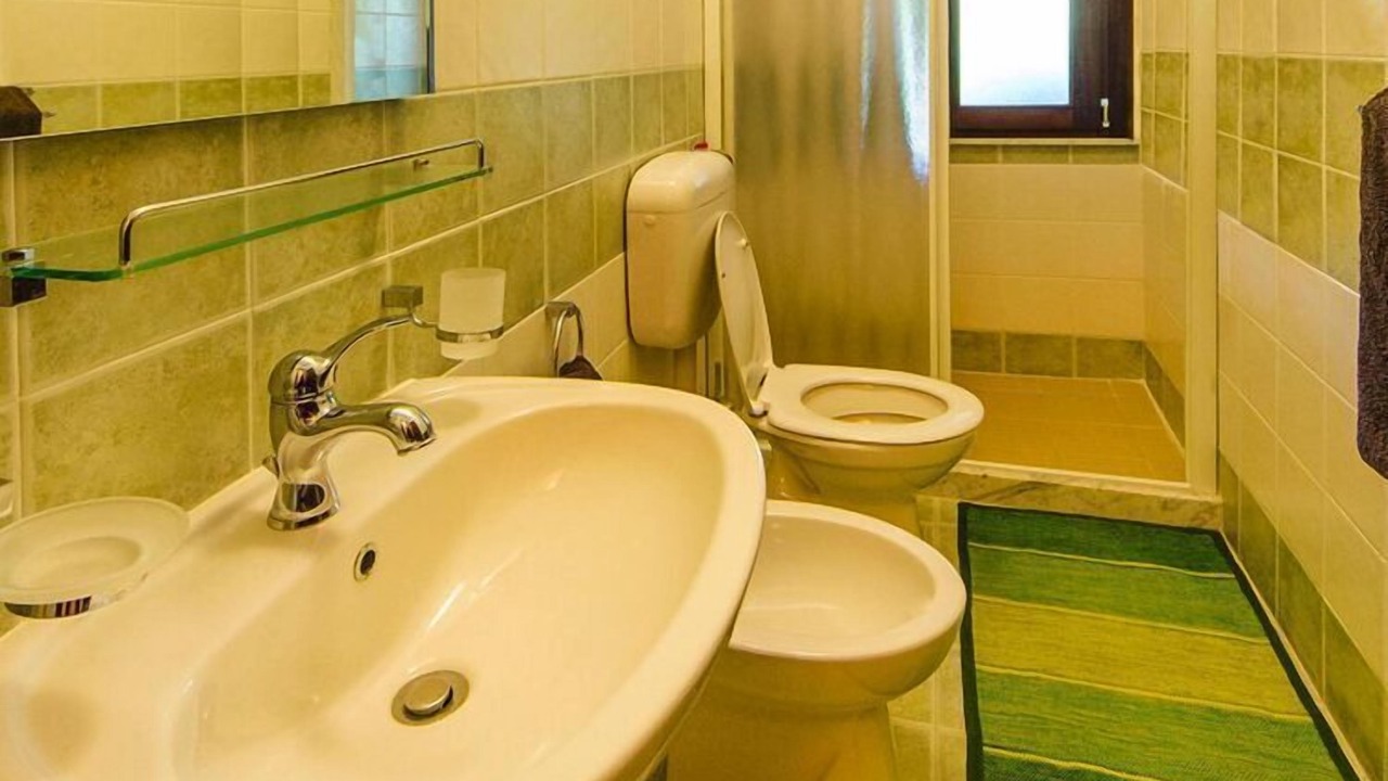 Photo of Bathroom in Contrada Pistavecchia 2