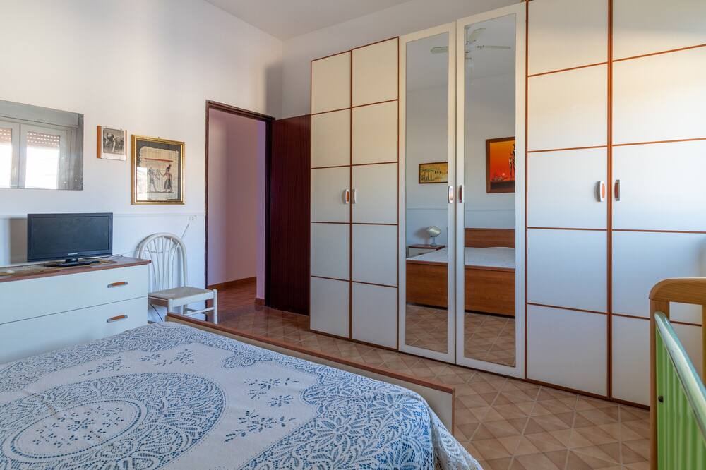 Photo of Bedroom in Acate